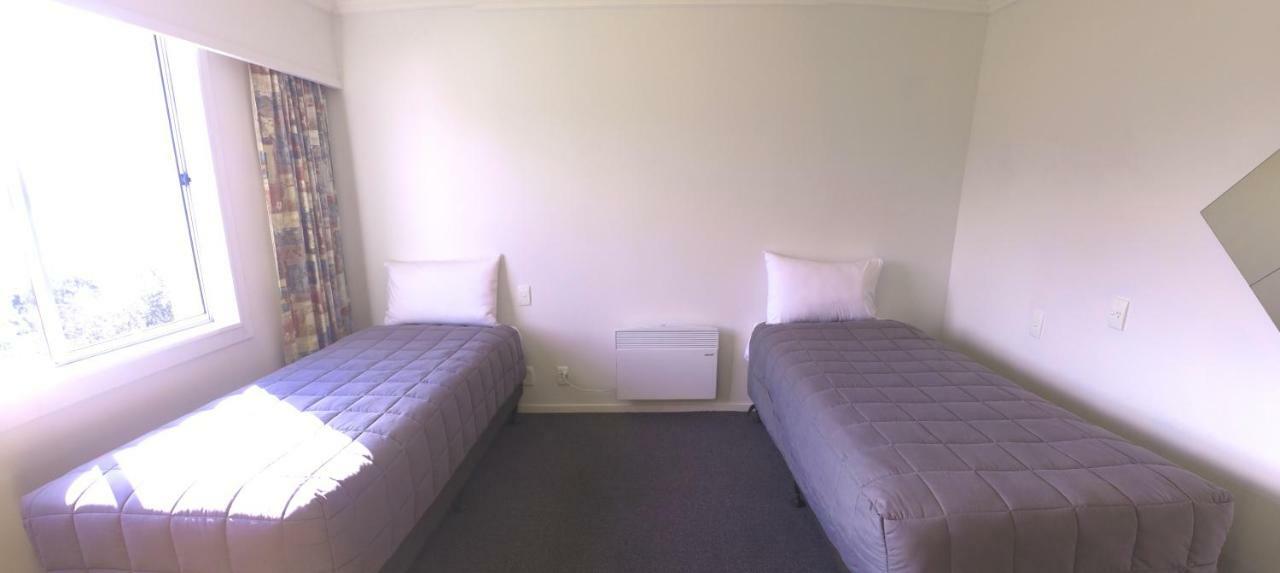 Lone Moose Backpackers Te Anau Room photo